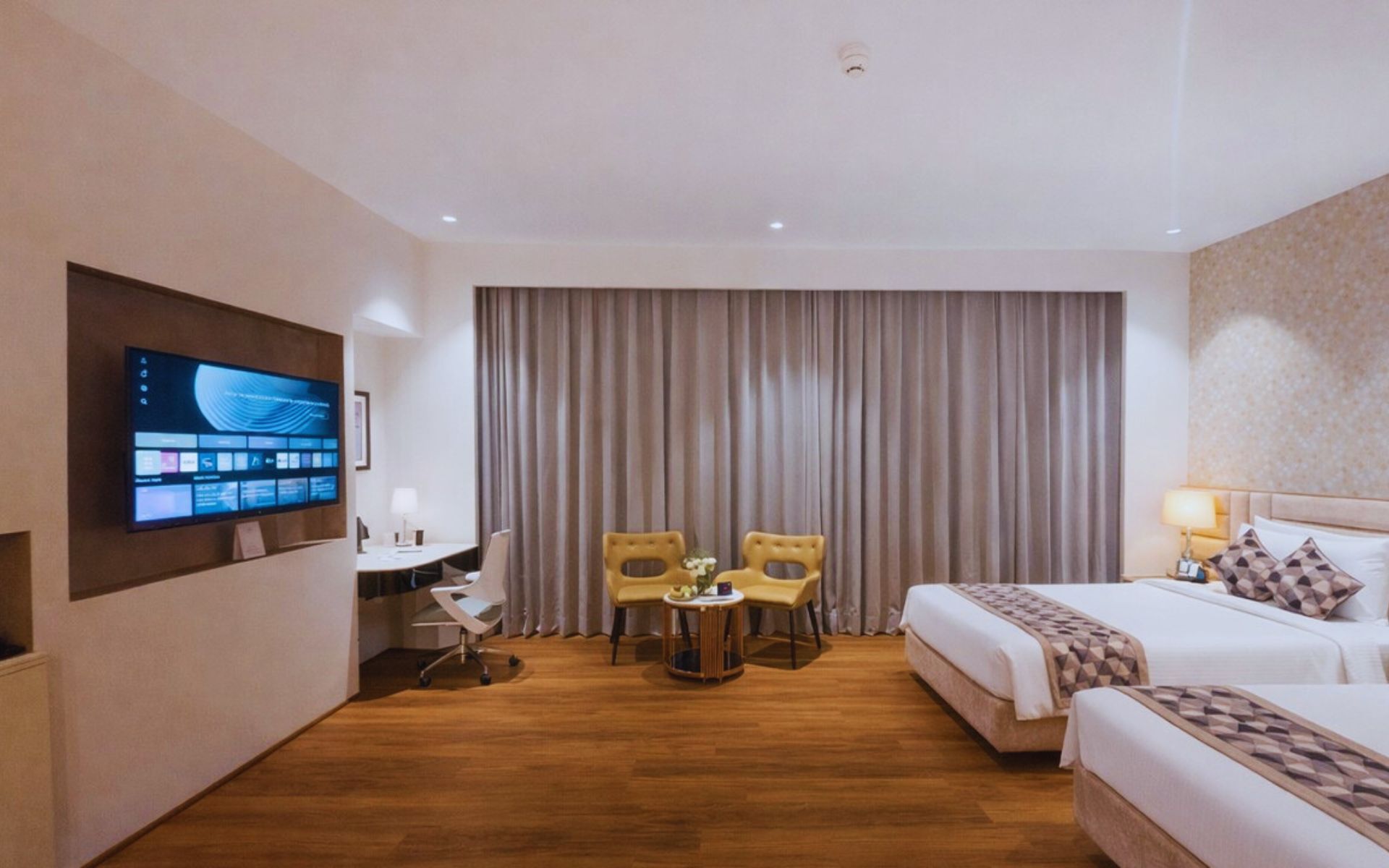 Premium Family Room gallery image