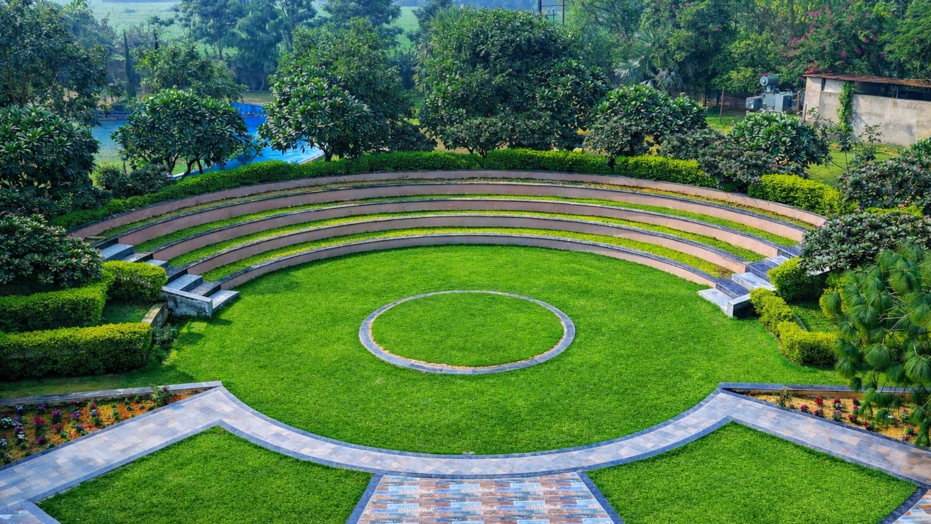 Amphitheatre gallery image